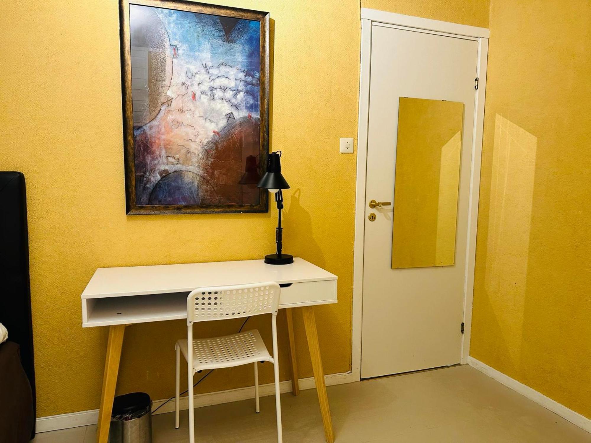 Miracle Tromso, Cozy Double Bed Private Room In A Shared Apartment With Stunning Tromso Views Ngoại thất bức ảnh